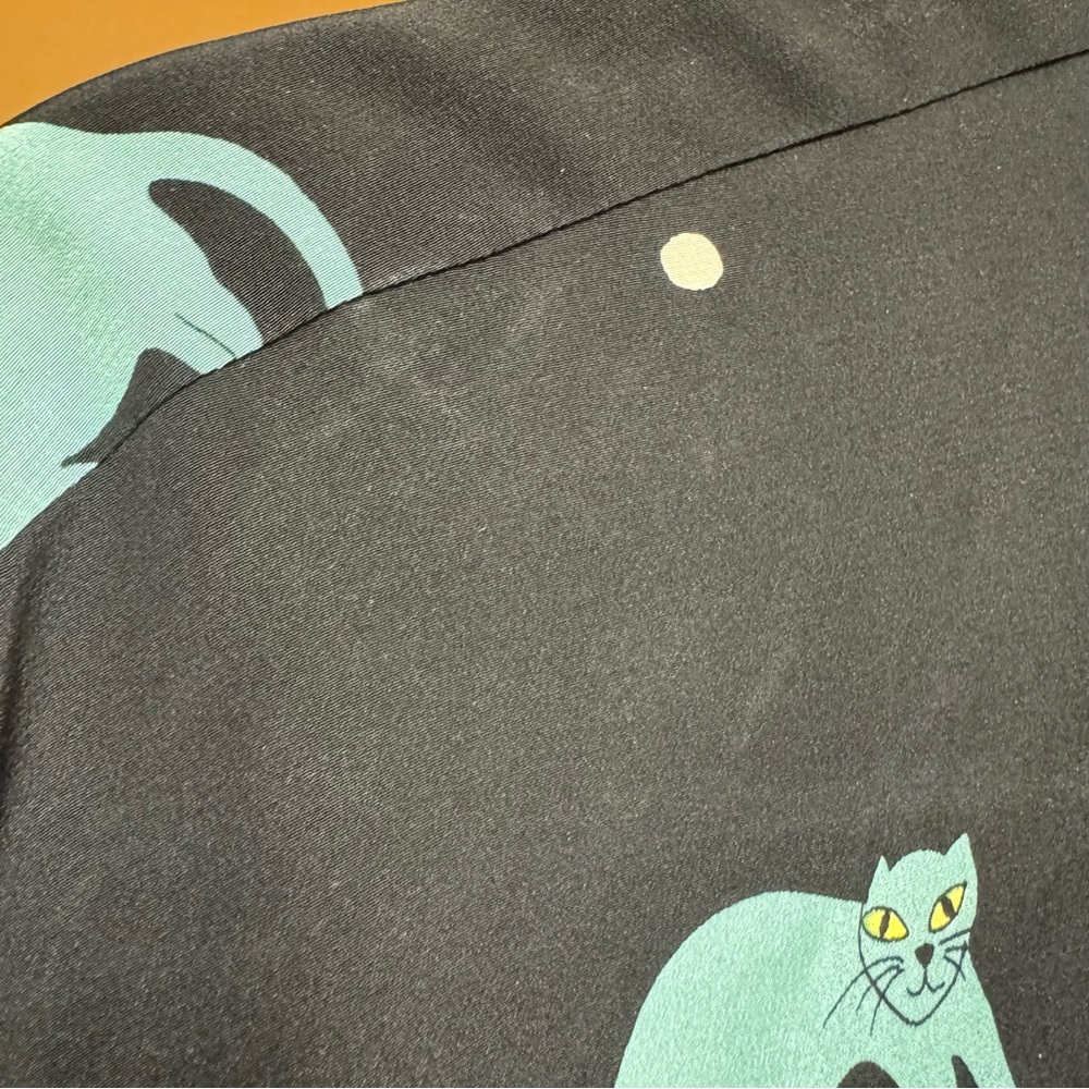 Vintage Silk Bonnie Yim Cat Pattern Button Up Blouse - Picture 5 of 7